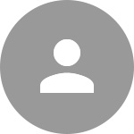 Diễn viên Artika Sari Devi